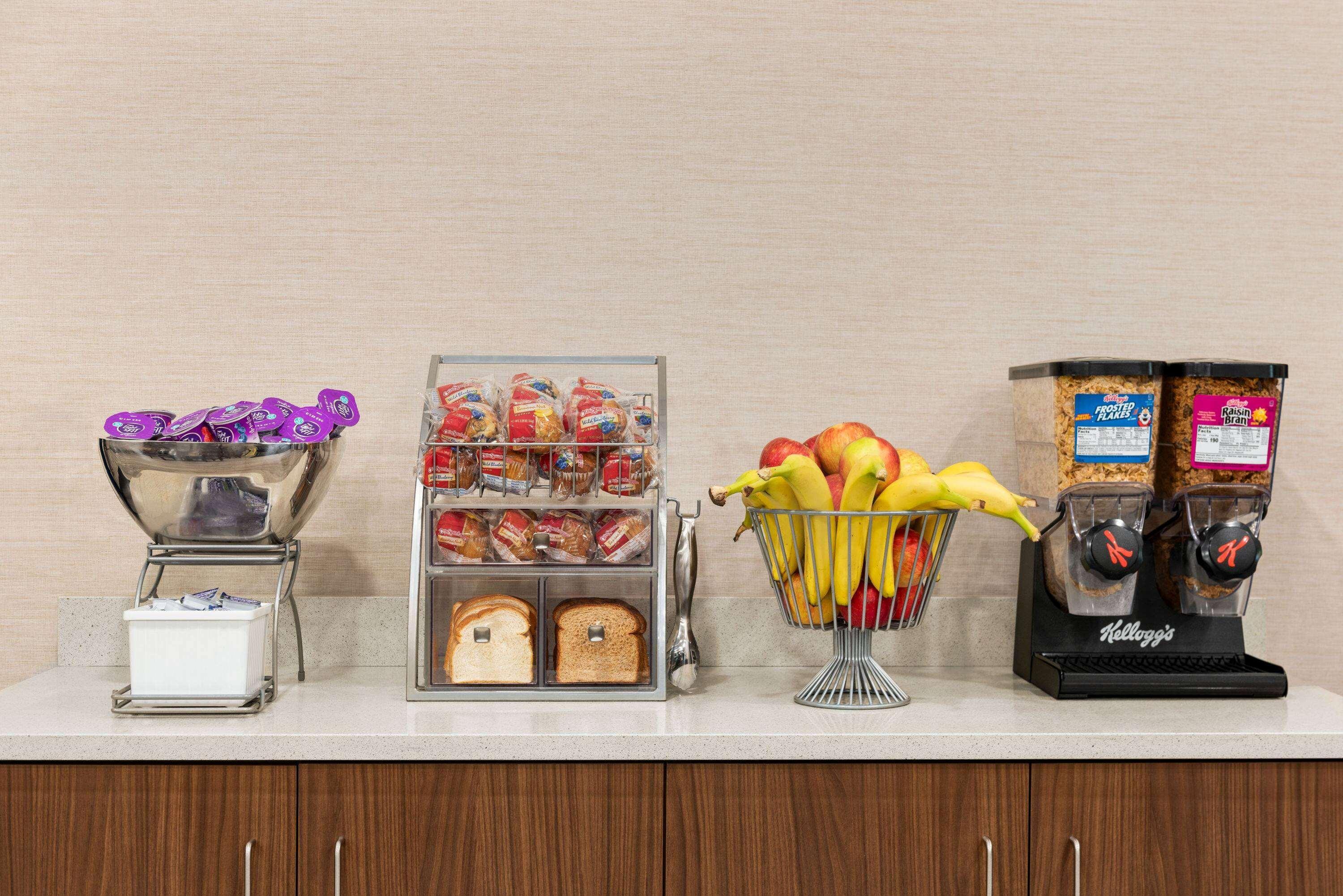 Super 8 By Wyndham Liverpool/Syracuse North Airport Εξωτερικό φωτογραφία
